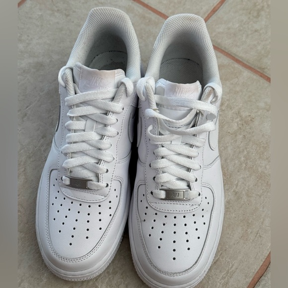 Nike Air Force 1 🤍 - Picture 5 of 8